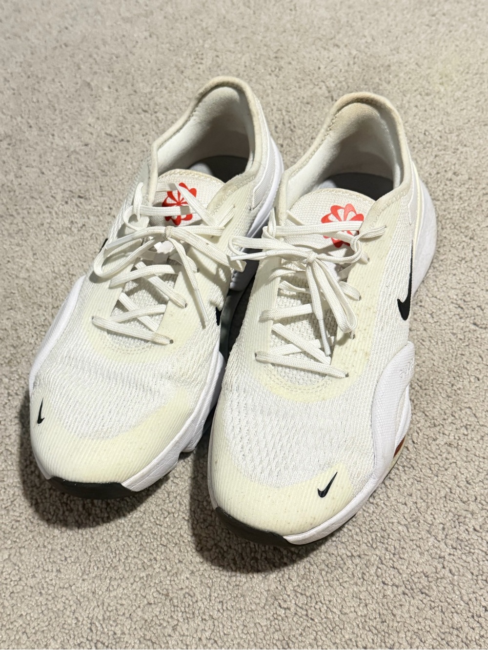Nike SuperRep Off-White/Cream Running Sneakers with Black Swoosh